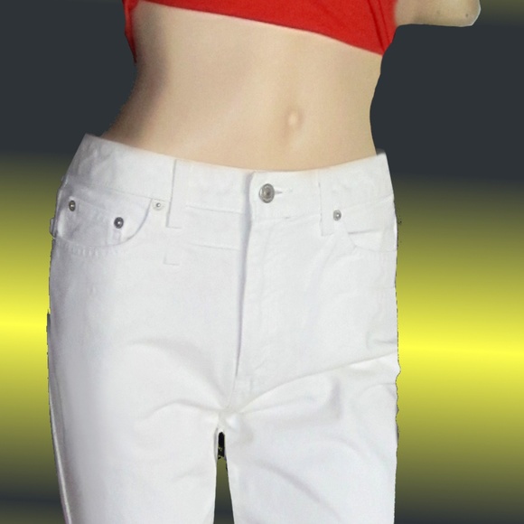 Victoria's Secret Straight White Classic Jeans 6 - Picture 2 of 2